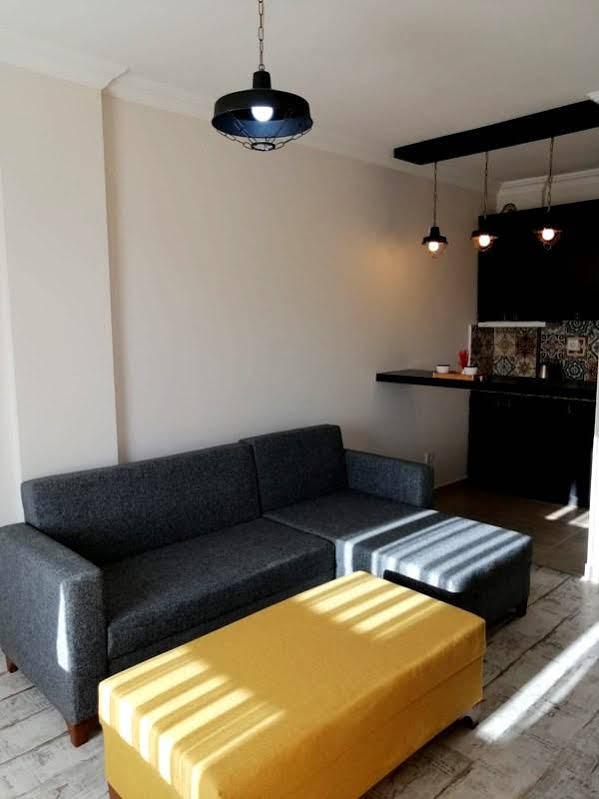Voswos Garage Coffee Hotel Анталья Экстерьер фото