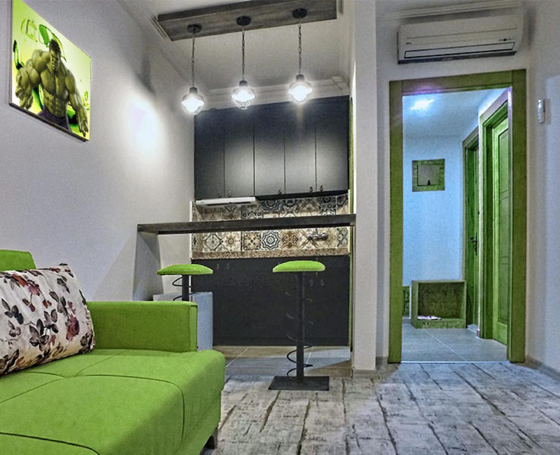 Voswos Garage Coffee Hotel Анталья Экстерьер фото