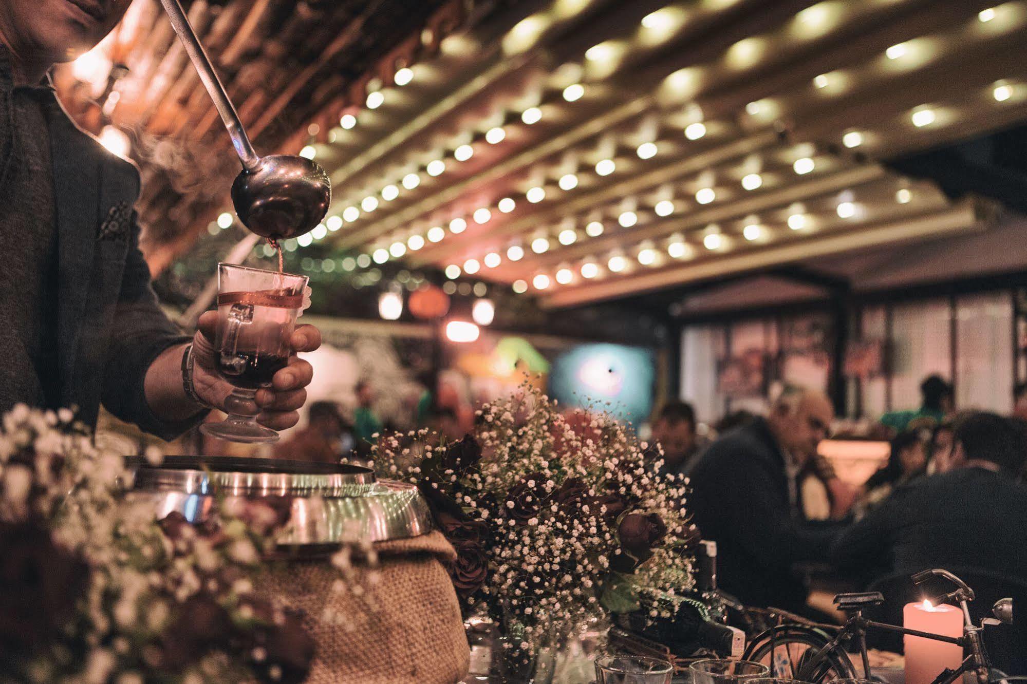 Voswos Garage Coffee Hotel Анталья Экстерьер фото