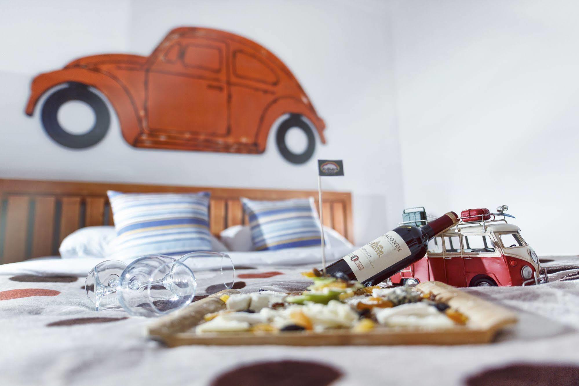 Voswos Garage Coffee Hotel Анталья Экстерьер фото
